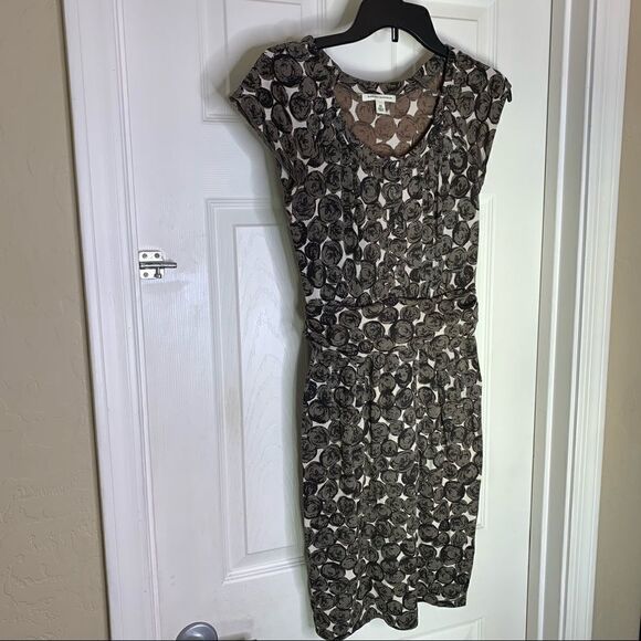 Banana Republic Scoop Neck Dress Size XS Charcoal Gray and Cream Color - Picture 6 of 10